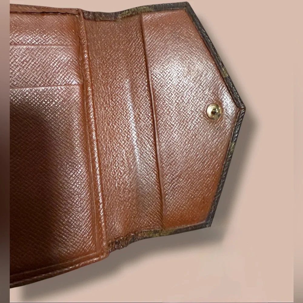 Authentic Vintage Louis Vuitton Monogram Bifold Compact Unisex Wallet - Picture 4 of 8